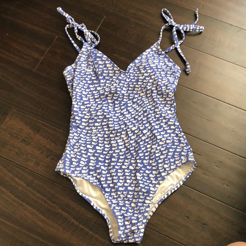 Vineyard Vines one piece